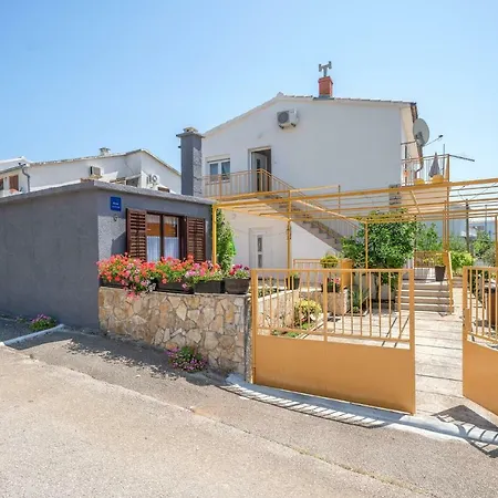 Klavdija Apartament Vodice