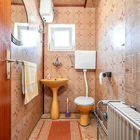 Apartment Klavdija