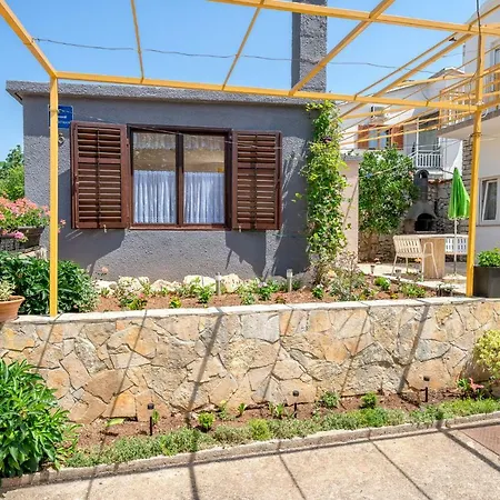 Klavdija Apartament Vodice