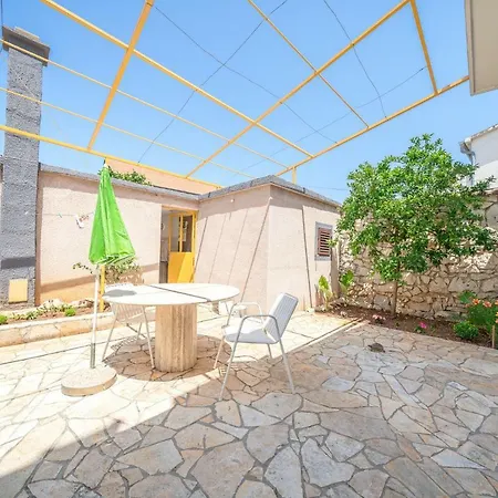 Klavdija Apartment Vodice
