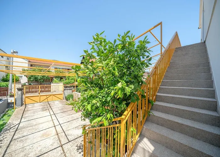 Apartment Klavdija *